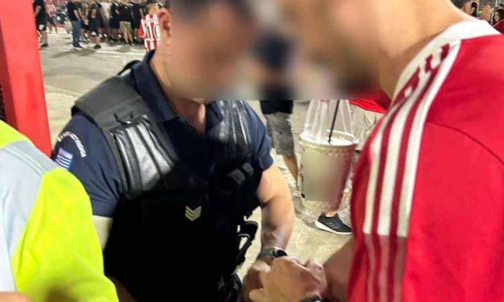 Έλεγχοι της ΕΛ.ΑΣ στις εισόδους των θυρών σε Τούμπα και Καραϊσκάκη